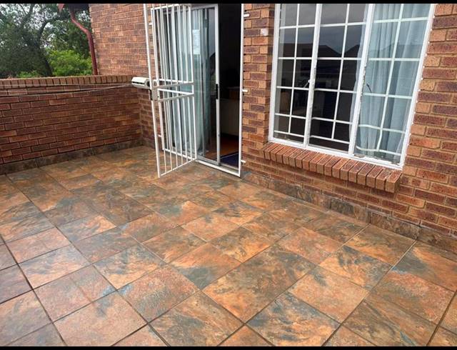 2 BEDROOM APARTMENT FOR SALE IN THE REEDS